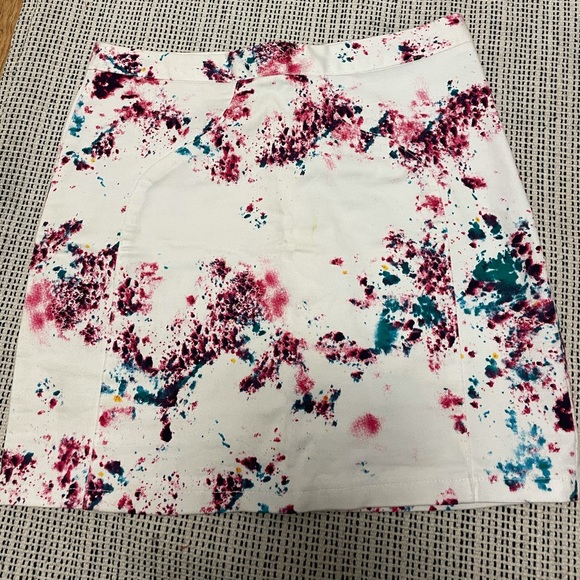 Mini skirt - Picture 1 of 2